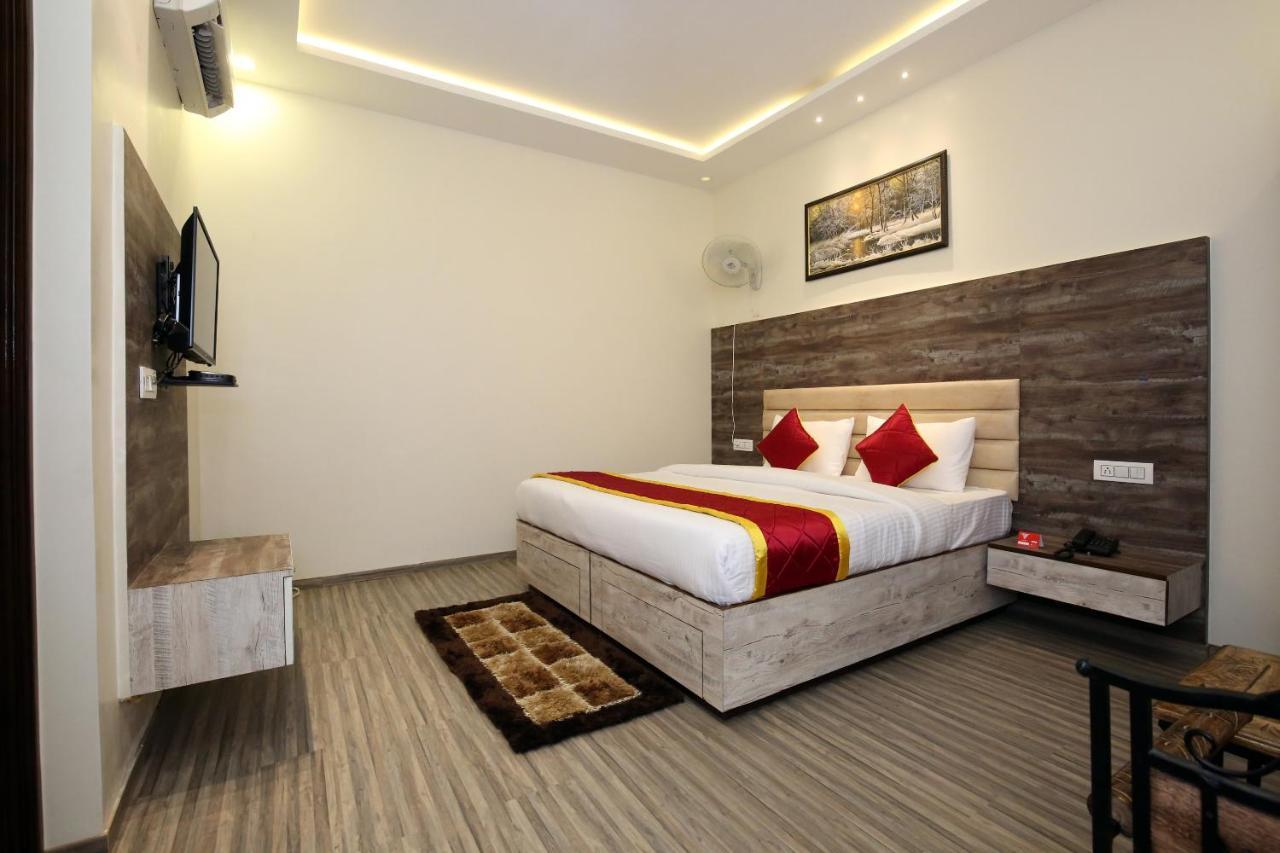 Oyo 9159 Hotel Royal Woodslark Zirakpur Exterior photo