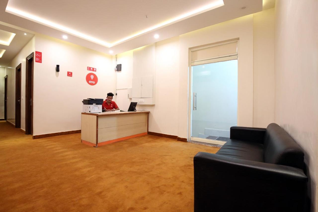 Oyo 9159 Hotel Royal Woodslark Zirakpur Exterior photo